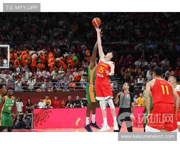 中国男篮世界杯首战精彩纷呈队员表现赢得观众喝彩