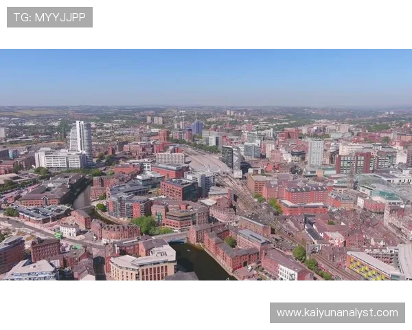 布拉德福德俱乐部周边生活与文化娱乐全景指南