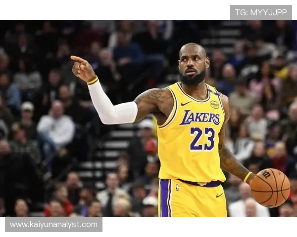 湖人新赛季引援引热议詹姆斯带队挑战冠军梦